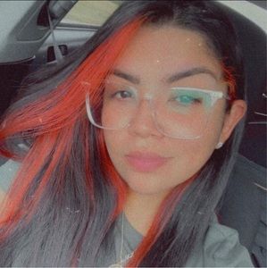 Meet your Posher, Marexis